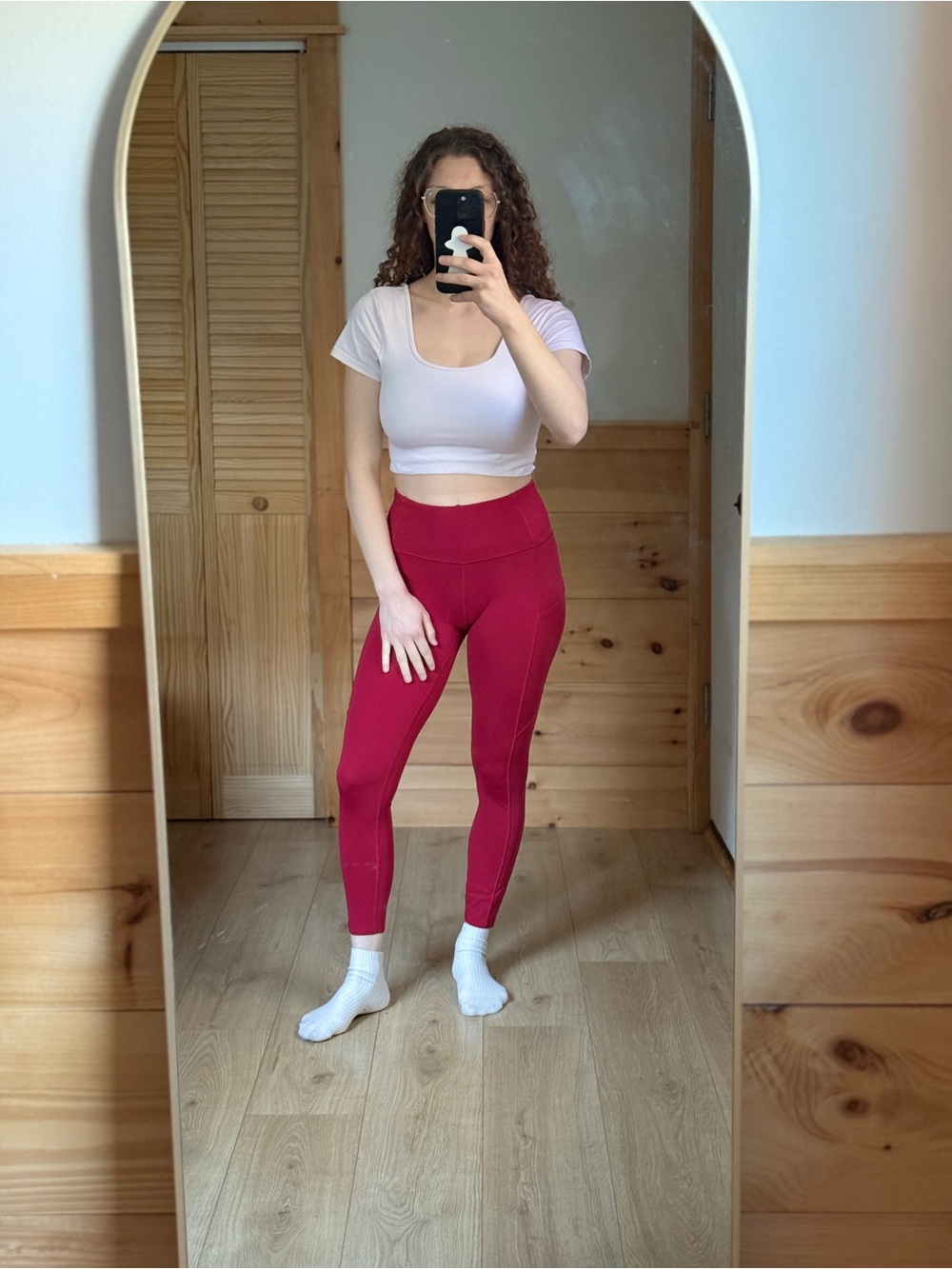 Womenās Alphalete Crop Workout Tee